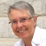 Ariane Reinhard